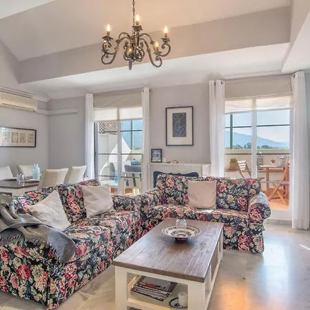 Apartment Senorio De Aloha Penthouse Marbella